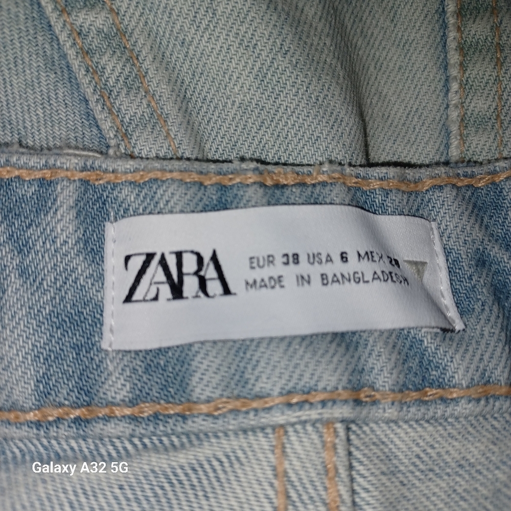 Zara Women Jeans Size 6 Blue Ankle Cropped Distressed Jeans - Picture 2 of 15
